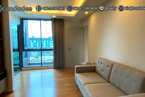 Condo in Khlong Toei, Bangkok, Thailand, 2 bedrooms  № 200954 - photo 2