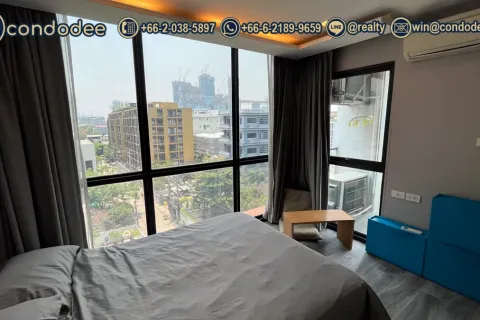 Condo in Bangkok, Thailand, 1 bedroom № 200959 - photo 2