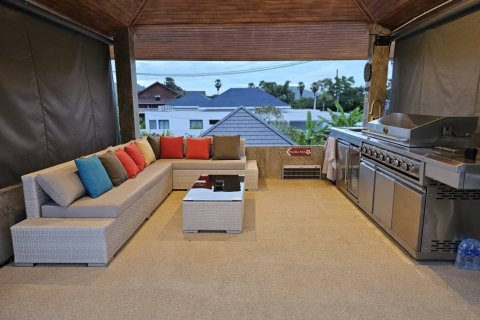 Chalet de 4 dormitorios en Phuket, Tailandia № 157363 - foto 10