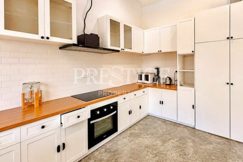 Casa de 4 dormitorios en Pattaya, Tailandia № 233784 - foto 7