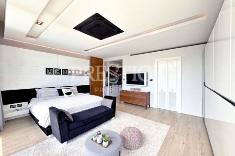 House in Pattaya, Thailand 4 bedrooms № 233782 - photo 18