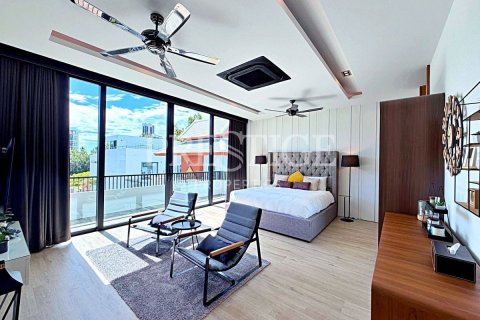 House in Pattaya, Thailand 4 bedrooms № 233782 - photo 29