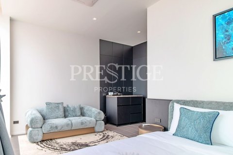 Casa de 8 dormitorios en Pattaya, Tailandia № 233780 - foto 10