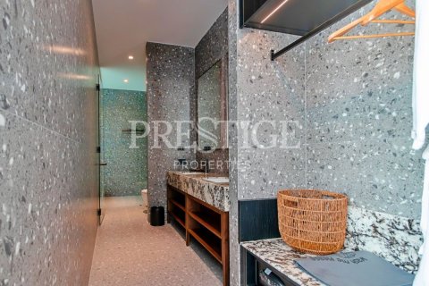 Casa de 8 dormitorios en Pattaya, Tailandia № 233780 - foto 15