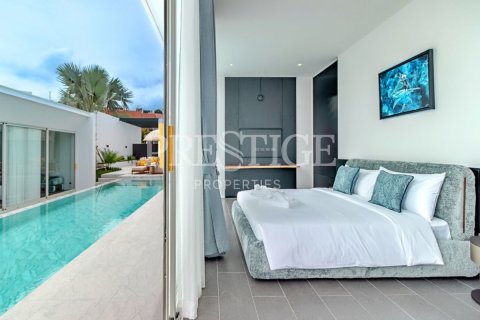 Casa de 8 dormitorios en Pattaya, Tailandia № 233780 - foto 7