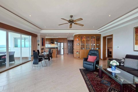 Condominio de 2 dormitorios en Pattaya, Tailandia № 170306 - foto 7