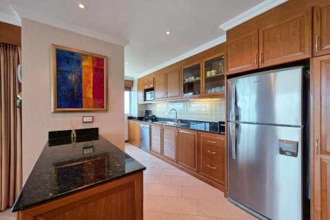 Condominio de 2 dormitorios en Pattaya, Tailandia № 170306 - foto 10