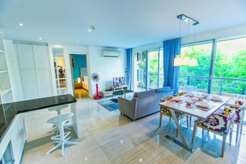Condominio de 2 dormitorios en Pattaya, Tailandia № 170304
