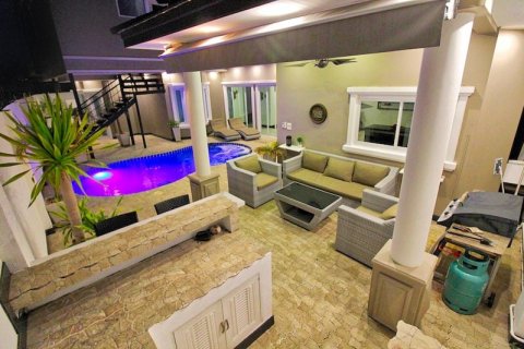 Haus in Pattaya, Thailand 6 Schlafzimmer № 170305 - Foto 4