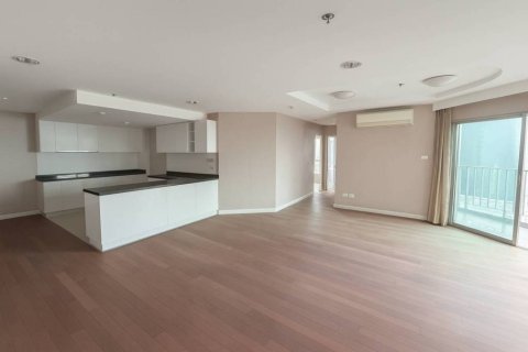 Condominio de 2 dormitorios en Bangkok, Tailandia № 146789 - foto 2