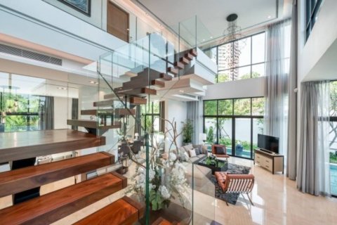 Chalet de 6 dormitorios en Cha-am, Tailandia № 146788 - foto 4