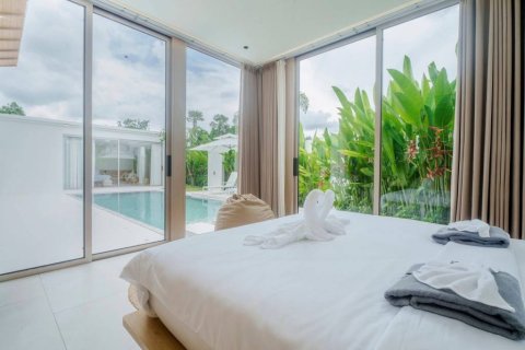 Chalet de 3 dormitorios en Phuket, Tailandia № 146786 - foto 8