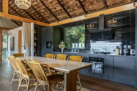 Casa de 3 dormitorios en Surat Thani, Tailandia № 146785 - foto 6