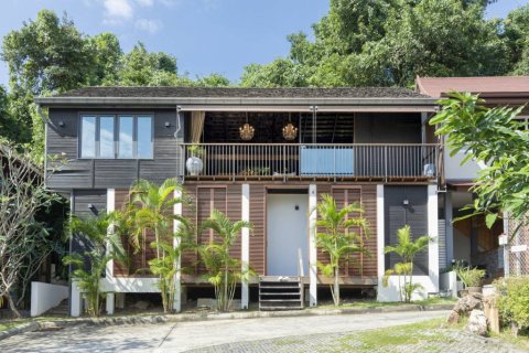 Casa de 3 dormitorios en Surat Thani, Tailandia № 146785 - foto 2