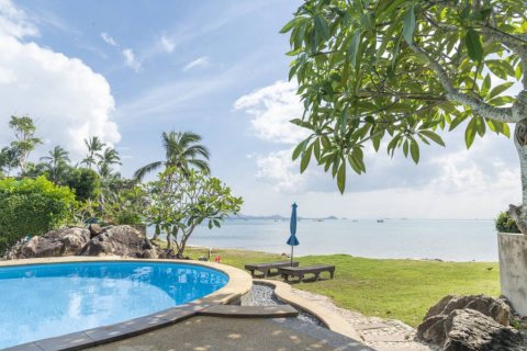 Casa de 3 dormitorios en Surat Thani, Tailandia № 146785 - foto 3