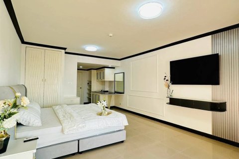 Apartamento de 2 habitaciones en Pattaya, Tailandia № 214246 - foto 9