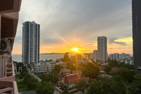 Apartamento de 2 habitaciones en Pattaya, Tailandia № 214246 - foto 16