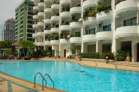 Apartamento de 3 habitaciones en Pattaya, Tailandia № 214245 - foto 18