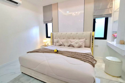 Casa de 3 dormitorios en Bang Lamung, Tailandia № 146558 - foto 10