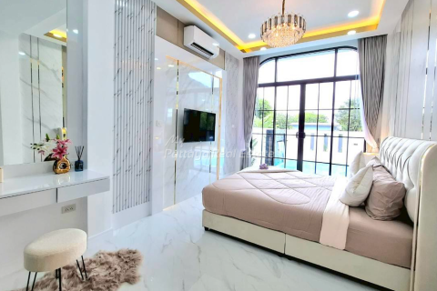 Casa de 3 dormitorios en Bang Lamung, Tailandia № 146558 - foto 6