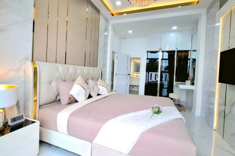 Casa de 3 dormitorios en Bang Lamung, Tailandia № 146558 - foto 5