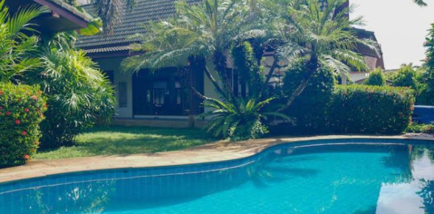 Chalet de 3 dormitorios en Surin Beach, Tailandia № 202984