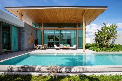 Chalet de 3 dormitorios en Bang Tao, Tailandia № 179677 - foto 4