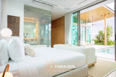 Chalet de 3 dormitorios en Bang Tao, Tailandia № 179677 - foto 5