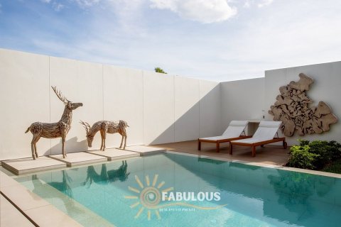 Chalet de 3 dormitorios en Bang Tao, Tailandia № 179677 - foto 16