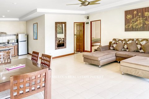 Chalet de 6 dormitorios en Kata, Tailandia № 179678 - foto 14