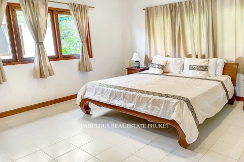 Chalet de 6 dormitorios en Kata, Tailandia № 179678 - foto 18