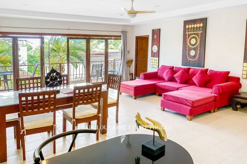 Chalet de 6 dormitorios en Kata, Tailandia № 179678 - foto 11