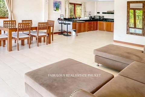 Chalet de 6 dormitorios en Kata, Tailandia № 179678 - foto 13