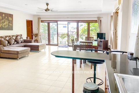 Chalet de 6 dormitorios en Kata, Tailandia № 179678 - foto 15