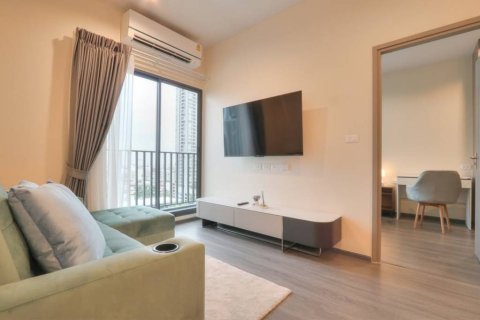 Condominio de 2 dormitorios en Khlong Toei, Bangkok, Tailandia № 150451 - foto 2