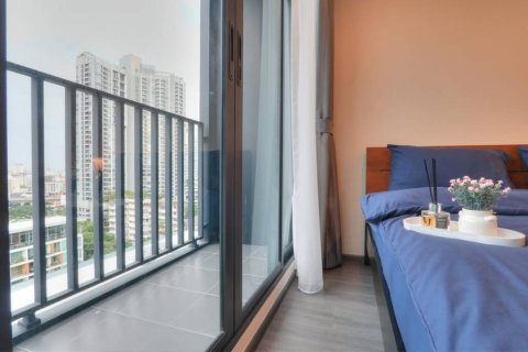Condominio de 2 dormitorios en Khlong Toei, Bangkok, Tailandia № 150451 - foto 9