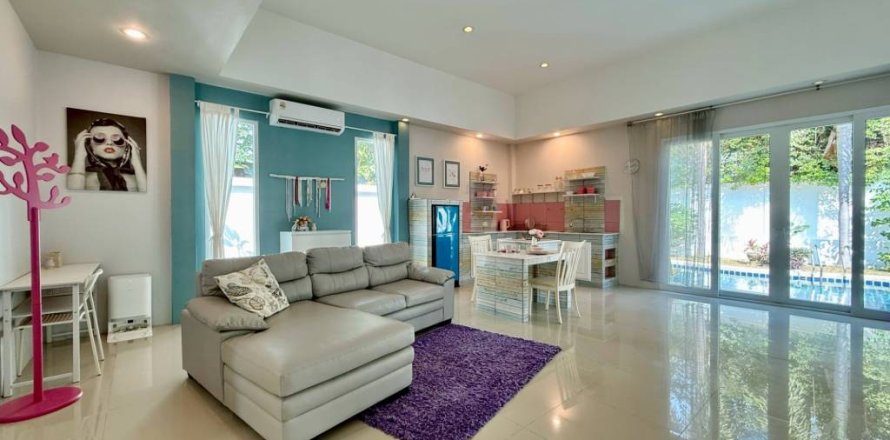 Casa de 2 dormitorios en Sattahip, Tailandia № 150450
