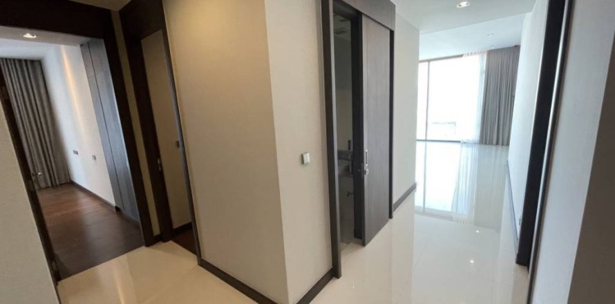 Condo à Khlong Toei, Bangkok, Thaïlande, 3 chambres № 176772