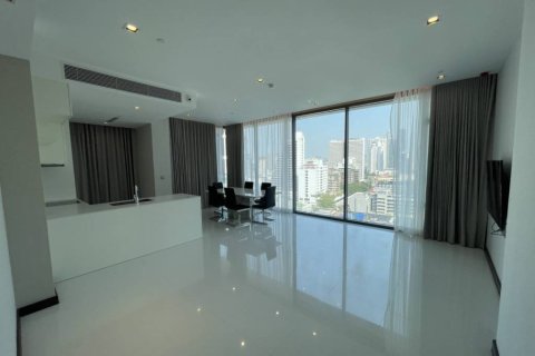 Condo à Khlong Toei, Bangkok, Thaïlande, 3 chambres № 176772 - photo 2