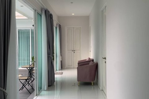 Chalet de 3 dormitorios en Hua Hin, Tailandia № 167184 - foto 2