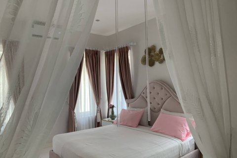 Chalet de 3 dormitorios en Hua Hin, Tailandia № 167184 - foto 10