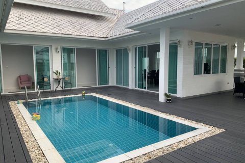 Chalet de 3 dormitorios en Hua Hin, Tailandia № 167184 - foto 7