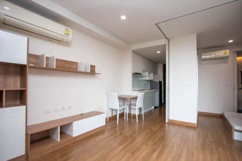 Condominio de 1 dormitorio en Chiang Mai, Tailandia № 121733 - foto 2