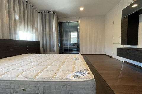 Casa de 4 dormitorios en Bangkok, Tailandia № 65503 - foto 11