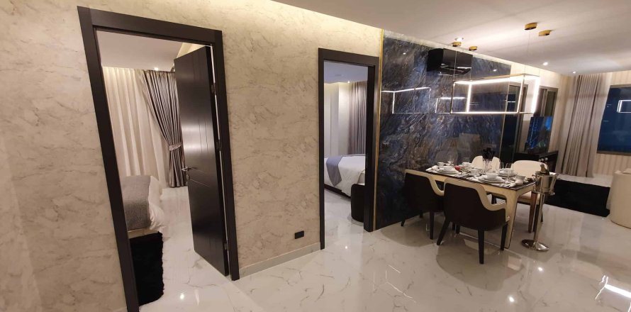 Condominio de 2 dormitorios en Pattaya, Tailandia № 166838