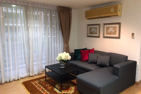 Condo in Khlong San, Bangkok, Thailand, 2 bedrooms № 47787