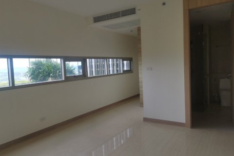 Condominio de 5 dormitorios en Pattaya, Tailandia № 75738 - foto 26