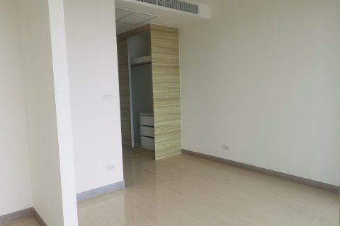 Condominio de 5 dormitorios en Pattaya, Tailandia № 75738 - foto 21