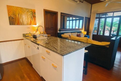 Chalet de 3 dormitorios en Surat Thani, Tailandia № 172749 - foto 7