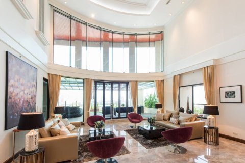 Penthouse in Bangkok, Thailand 4 Schlafzimmer № 181210 - Foto 7